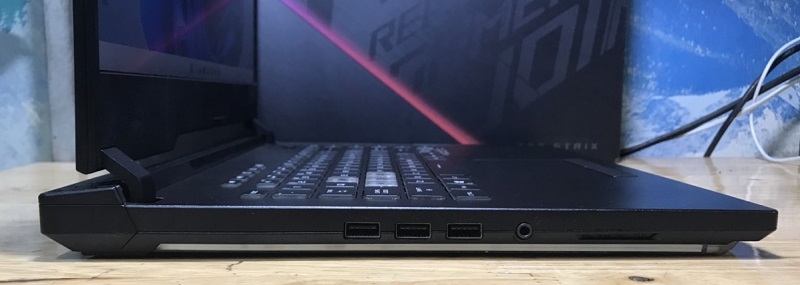 Asus Gaming ROG Strix G15 G512LI Core i7-10750H